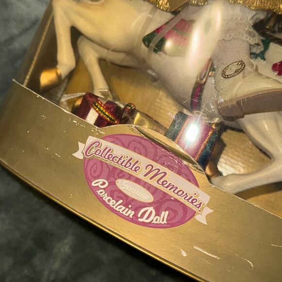 Collectible Memories Genuine Porcelain Doll Heather Limited Collector's Edition - Picture 4 of 7